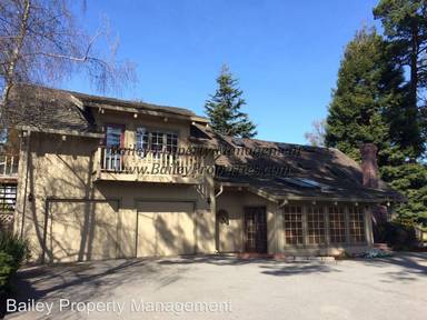 Main picture of 135 Seabreeze Pl