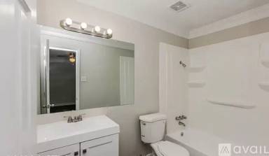 Main picture of 3040 Longwood Dr
