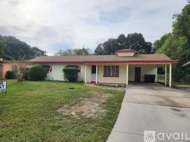 Main picture of 3714 Surrey Dr