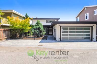 Main picture of 13556 Riviera Pl NE