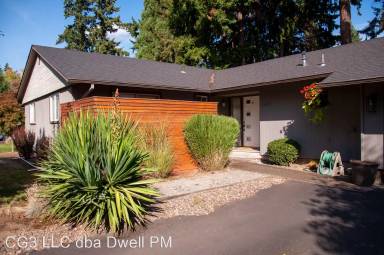 Main picture of 140 SW 144th Ave