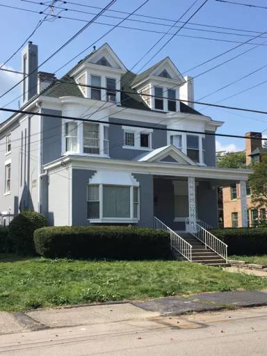 Main picture of 210 E End Ave