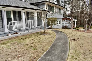 Main picture of 1888 Peeler Rd