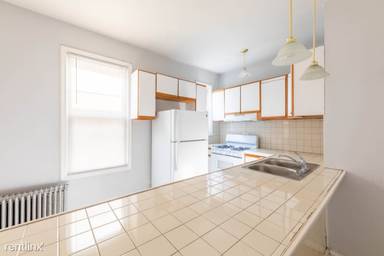 Main picture of 5025 W 31st St