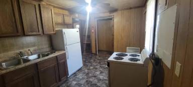 Main picture of 1607 E Wood St