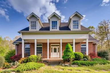 Main picture of 700 Admirals Way