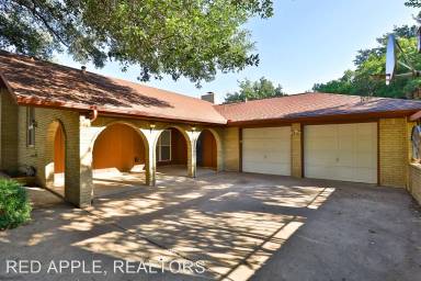 Main picture of 3809 Santa Monica Dr