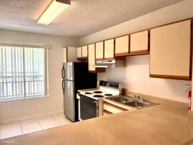 Main picture of 2175 SW 80th Ter