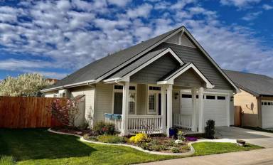 Main picture of 2905 E Pine Hollow Ln