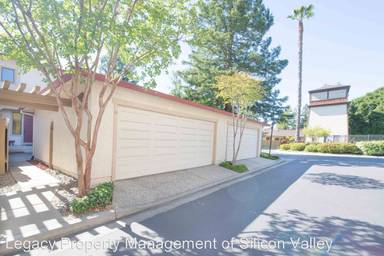 Main picture of 2026 Stone Pine Ct
