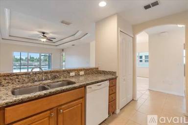 Main picture of 4720 S Biscayne Dr