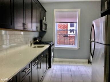 Main picture of 731 Avenue A