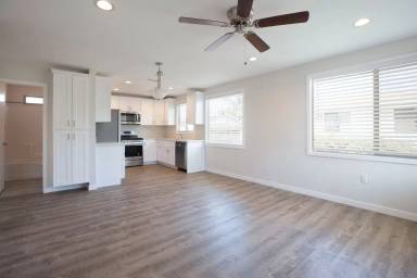 Main picture of 2218 Langmuir St