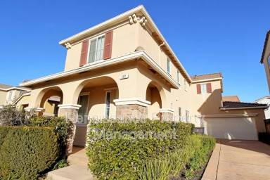 Main picture of 133 W Questa Trl