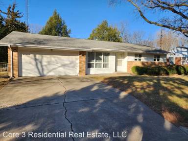Main picture of 1509 N Main St