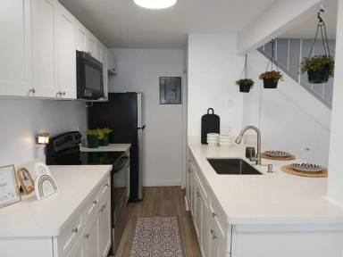 Main picture of 203 E Tiffany Dr