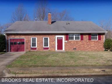 Main picture of 39 Diggs Dr