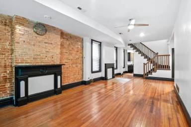 Main picture of 2106 Cherokee St