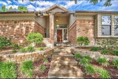 Main picture of 2727 Gold Rush Ln