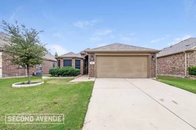 Main picture of 1421 Red River Dr