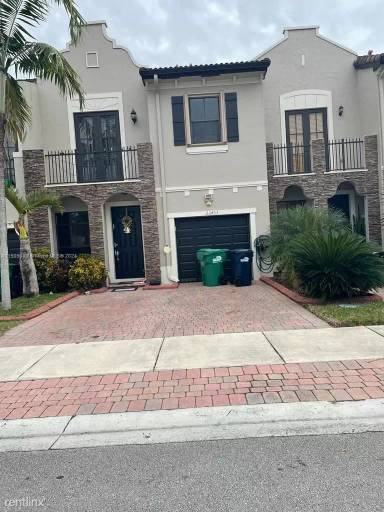 Main picture of 23433 SW 112th Ct