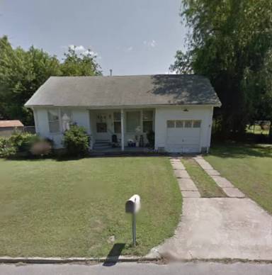 Main picture of 2409 Elgin St