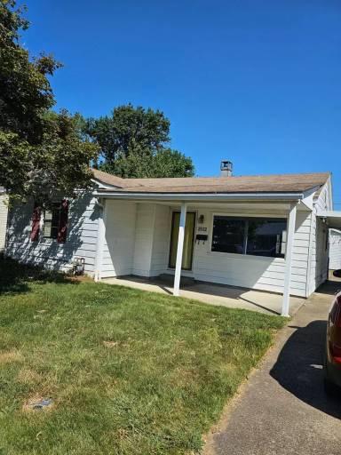 Main picture of 2512 Ravenswood Dr