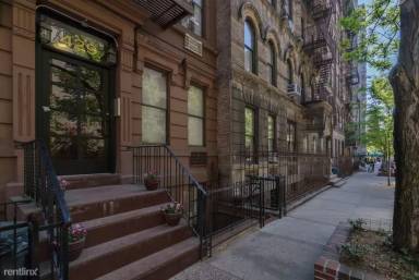 Main picture of 429 East 80th Street