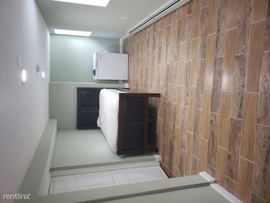 Main picture of 10 Fuller St