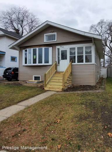 Main picture of 6318 Madison Ave