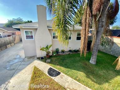Main picture of 10211 Doty Ave