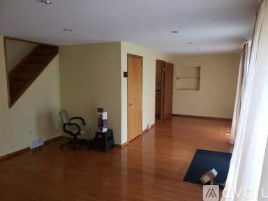 Main picture of 9 New St