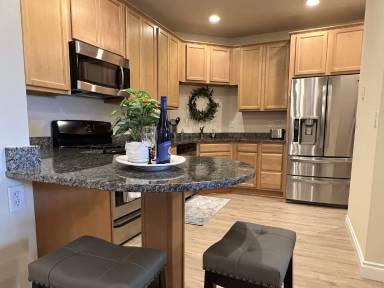Main picture of 6934 Meadow St