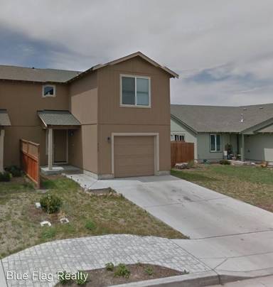 Main picture of 908 SE Kierra Pl
