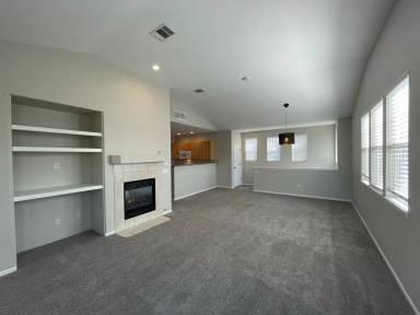 Main picture of 2113 S Fulton Cir