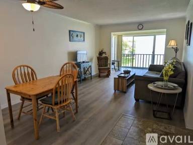 Main picture of 2060 Marilyn St