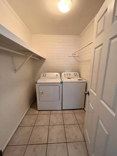 Main picture of 2414 W Coolidge St