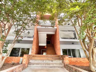 Main picture of 1800 JPA Apartments