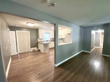 Main picture of 6038 Juniper Dr