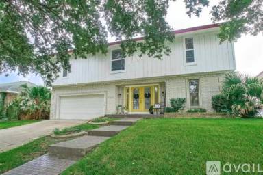 Main picture of 4610 Murano Rd