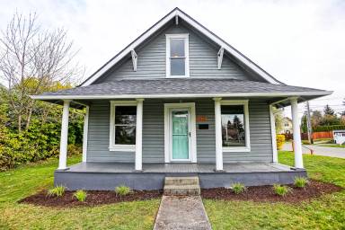 Main picture of 5671 Yakima Ave