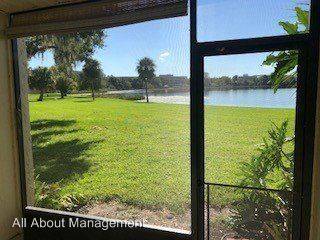 Main picture of 934 Lake Destiny Rd