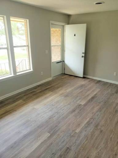 Main picture of 1809 Bay Hill Dr