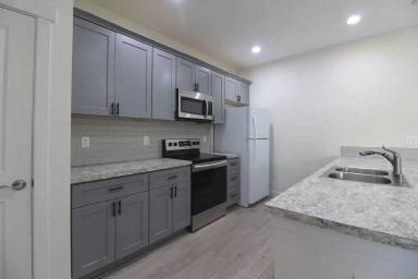 Main picture of 1073 S Cedar Pl