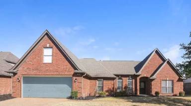 Main picture of 10442 Sanford Dr