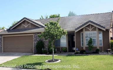 Main picture of 165 Sterling Oak Dr