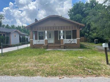 Main picture of 2972 Dignan St