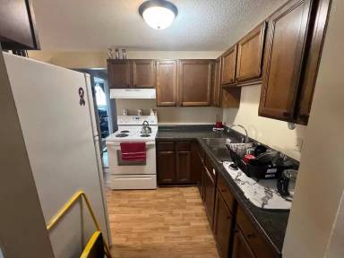 Main picture of 190 Cleveland Ave