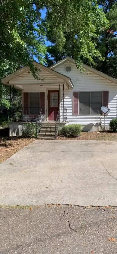 Main picture of 3205 Sutton Dr