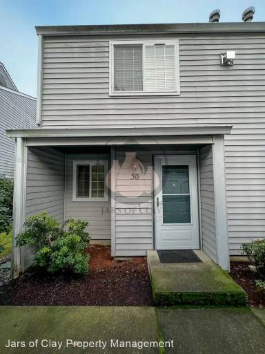 Main picture of 4001 12th St Cut Off SE